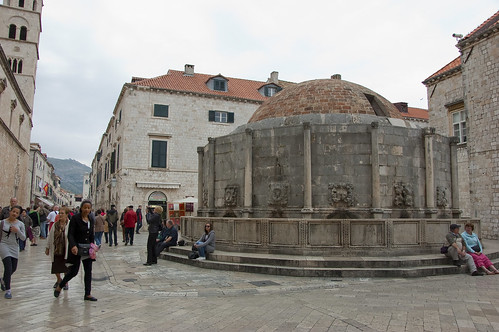 Onofrio's Big Fountain