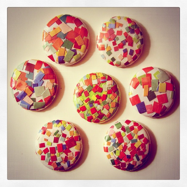 Confetti buttons, oh yeah!