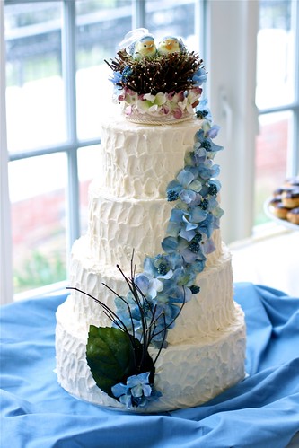 Lovebird wedding cake