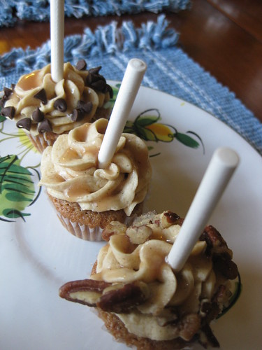 Mini caramel apple cupcake trio