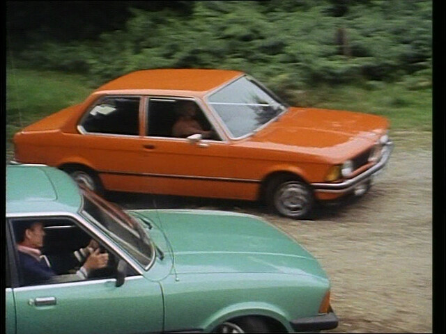 Ford Cortina Mk5 and 1979 BMW 316 E21 The Professionals