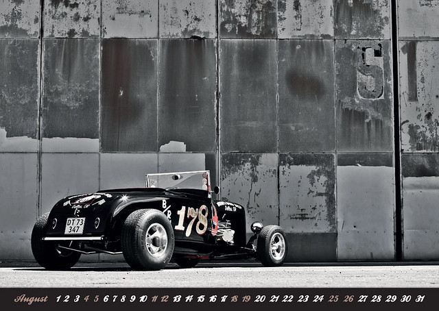 The official Hot Rod PinUp Calendar of Dirk The Pixeleye Behlau 2012 is
