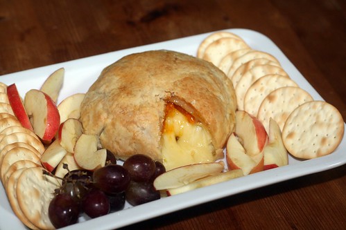 apricot baked brie