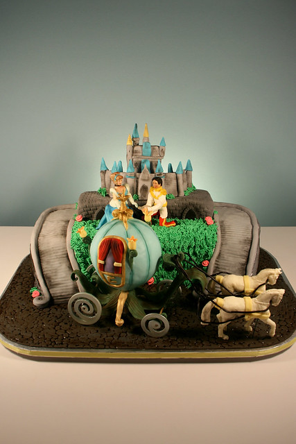 Cinderella 25th Wedding Anniversary Cake Cake with Cinderella and Prince 