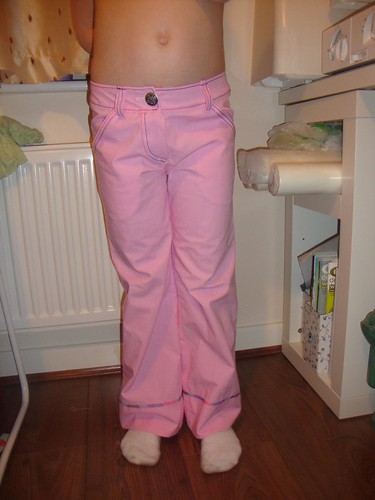 01/09 #36 "Sarita" jeans 128cm