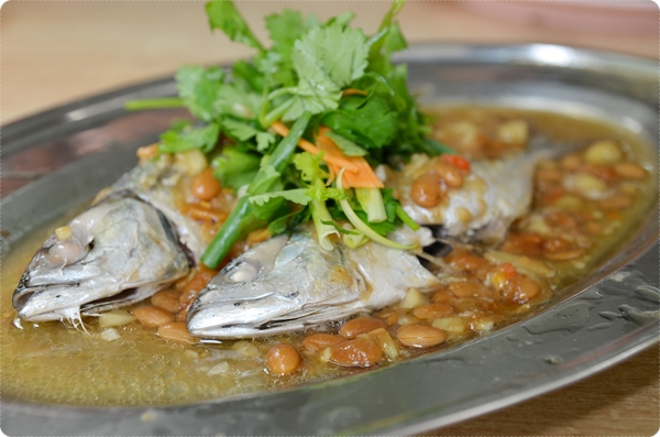 Steamed Mamong Fish with Preserved Beans