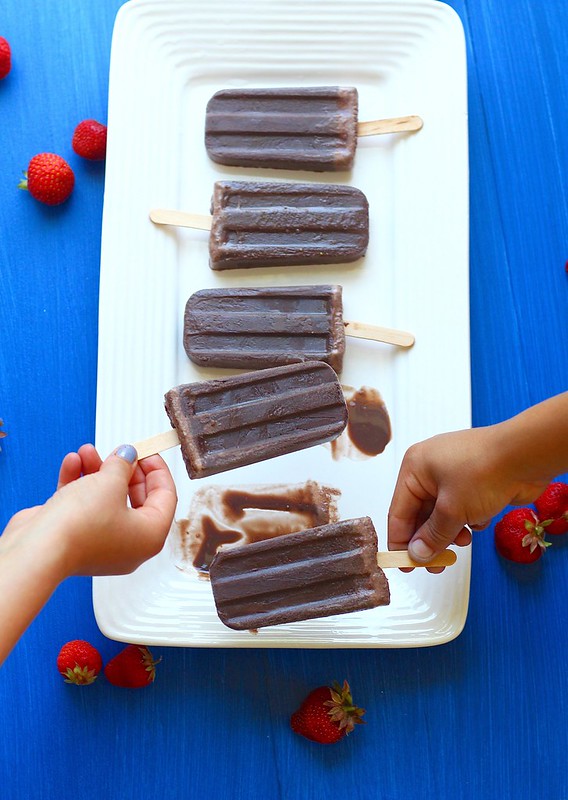 chocolate strawberry popsicles