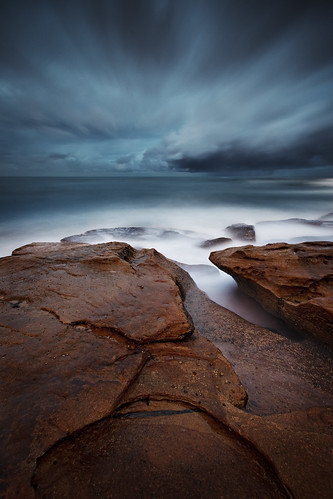 dawn clouds seascape water ocean lurlinebay rocks morning waves newsouthwales nsw australia fh ig