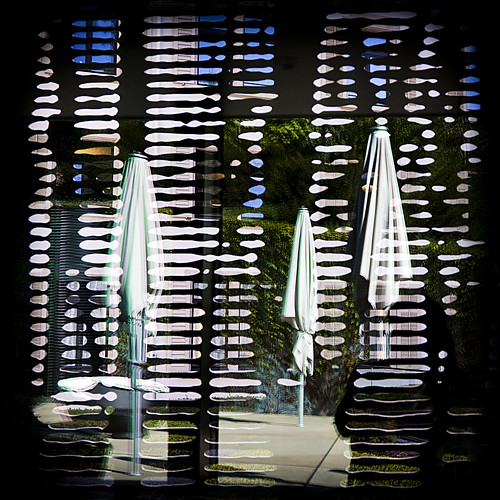windows reflections hotel switzerland normanfoster zürich screens barbera 500x500 sunumbrellas thedoldergrand stencilcutaluminium 4341b