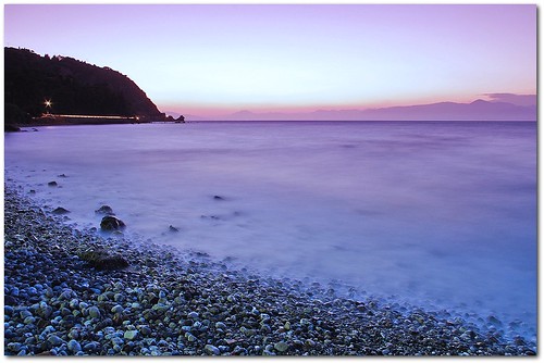 longexposure sunset sea sky beach coast twilight dusk pebbles greece 69 peloponnese pentaxkx roughsea peloponnisos neutraldensity nd4 colorgradation 69secexposure