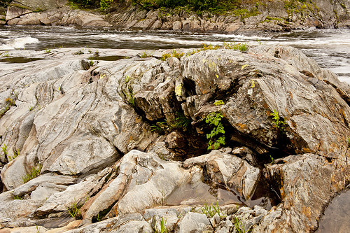 water rock river landscape nikon scenery scene granite brook d700 chutesprovincialpark thomasdetert