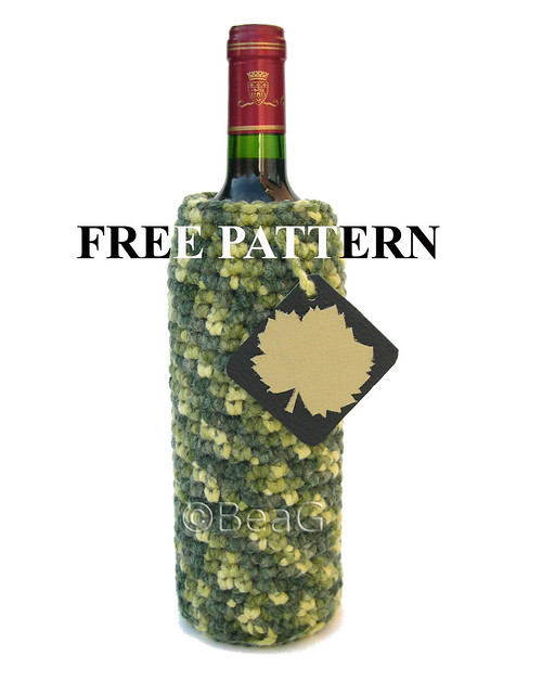 S
hell Water Bottle Holder | Free Crochet Pattern