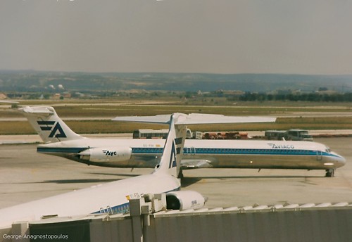 AVIACO EC-FOG, EC-FIH MD-80 (MAD'93)