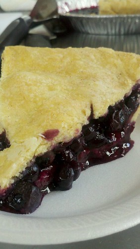 shop pie crust awesome fresh blueberry homemade slice bakery pastry blueberrypie sweetlouises