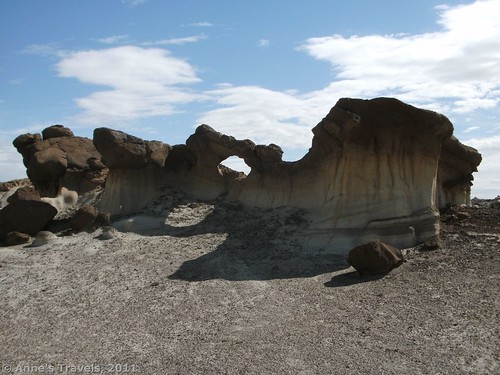 An arch in the Bisti Wilderness, New Mexico