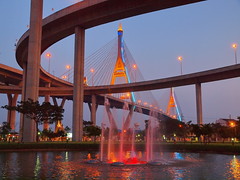 Bangkok - Bhumibol Bridge