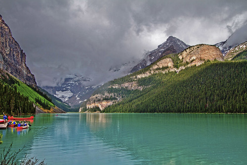 summer sky cloud mountain lake water rockies lakelouise canadianrockies