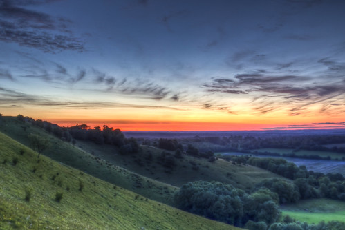 blue sunset red sky green yellow landscape high long exposure hill hampshire late berkshire beacon newbury