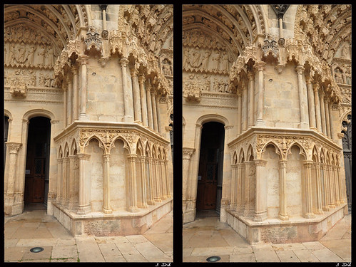 sculpture france church monument architecture bourges stereoscopic stereogram 3d crosseye crosseyed cathédrale cher stereoview stereopair chacha patrimoine stereoscopy crosseyes stereographic xeyes crossview d90 xview