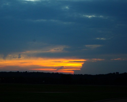 sunset sky clouds profile hills arkansas fortsmith fortsmithmunicipalairport