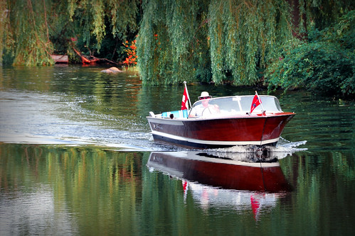 ontario reflection river boat rideau manotick rideauriver