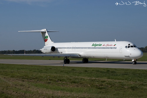 Bulgarian Air Charter McDonnell Douglas MD-82 LZ-LDP HAJ 02.10.2011