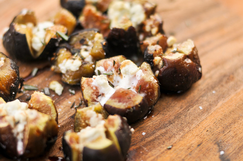 Grilled Figs with Goat Cheese