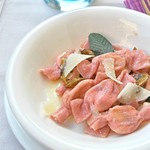 Pink Caramelle with Ricotta and Mushrooms