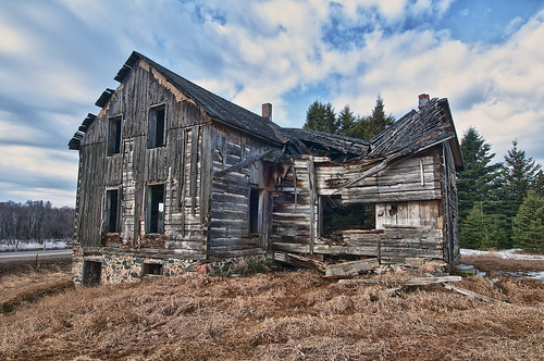 ontario abandoned rural spring timber decay ironbridge oldhouse toad collapse vandalism hdr highway17 northernontario hwy17 23136 mississagiriver daiglehouse