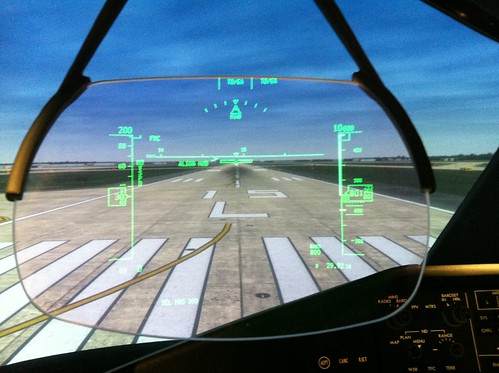 scott airplane aviation jet continental cockpit boeing hud runway flightdeck airliner jetliner 787 vanwalsum headsupdisplay boeing787