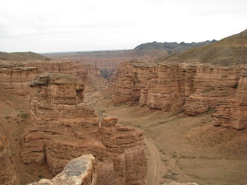cliff centralasia kazakhstan charyncanyon казахстан almatyregion чарын чарынскийканьон caspionet steppetales алматинскаяобласть