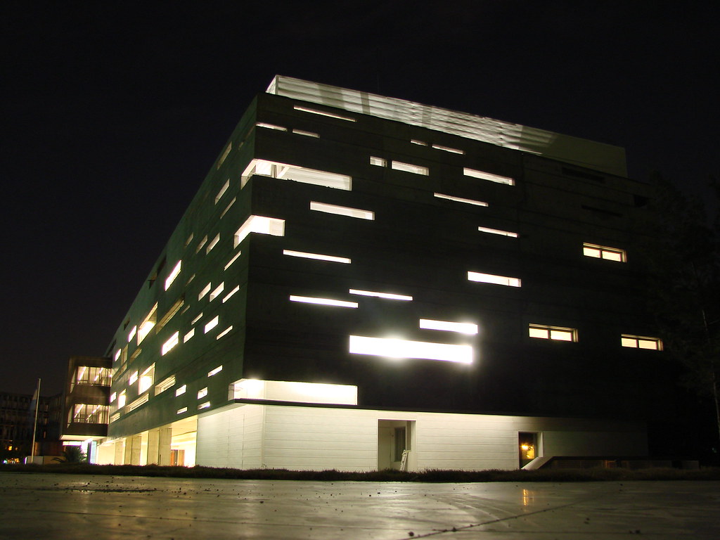 AMBA | Edificios científicos y sanitarios | Page 5 | SkyscraperCity Forum