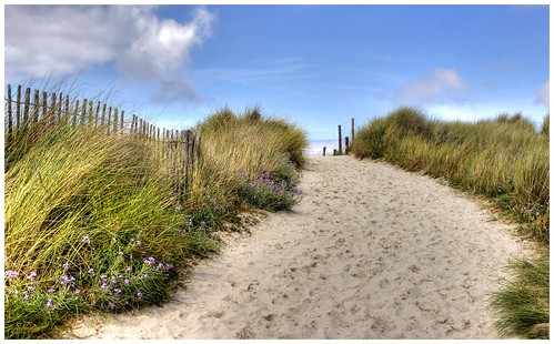 france beach seaside brittany path dune bretagne surfing frankrijk finistère latorche surfbeach sandpath