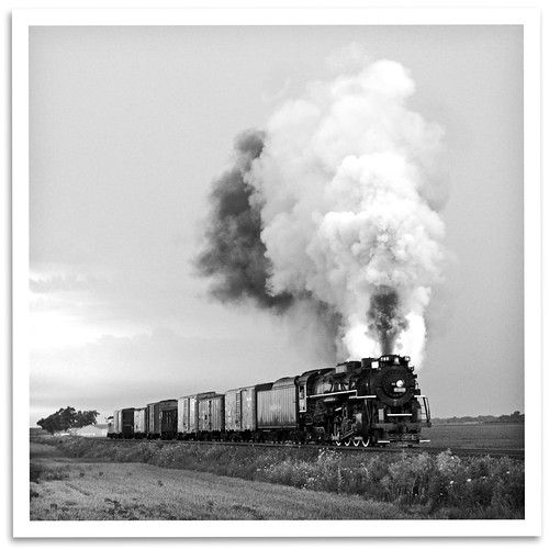 blackandwhite bw train mono locomotive lacrosse berkshire steamengine in nickelplate nkp765 photofreight hoosiervalleyrrmuseum fortwaynerrhistoricalsociety railfanphotoday