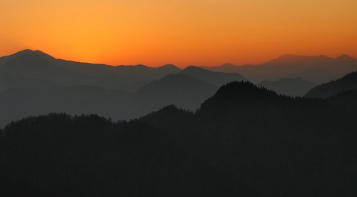 sunset orange mountain mountains landscape hill hills slovenia slovenija jost blegoš porezen blegos jošt