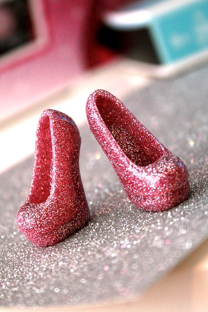 Dusty Pink glitter Monster High shoes | Flickr - Photo Sharing!