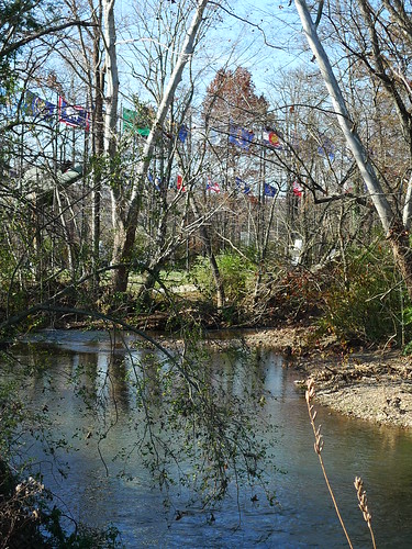 creek memorial flags veterans greenway wolftever