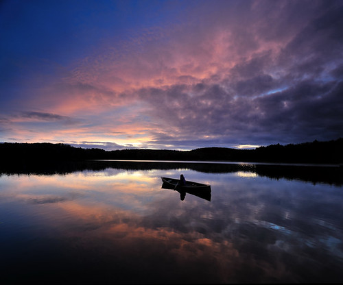 morning lake ontario canada water sunrise paddle calm canoe serene canoeist eaglelake basshaunt