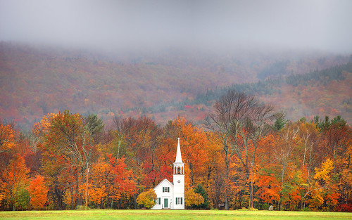 autumn autumnfoliage church rural countryside scenery scenic newengland newhampshire whitemountains steeple spire fallfoliage foliage whitemountainsnationalforest