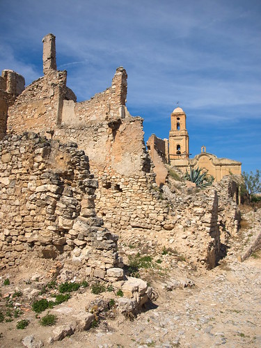 guerra civil ruinas española debre corbera