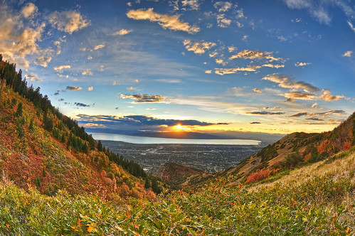 sunset color fall nature leaves clouds utah nikon day ray angle wide fisheye change nikkor cascade hdr provo utahlake orem byu hwy89 squawpeak drycanyon d300 105mm utahvalley uintanationalforest photomatix 7xp pwpartlycloudy