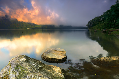 blue light bali lake reflection nature water sunrise canon reflections indonesia landscape photography eos volcano scenery asia southeastasia glow view floating mount crater caldera sight filters 1022mm hitech active canon1022mm beratan bedugul gnd 50d efs1022mmf3545usm canoneos50d