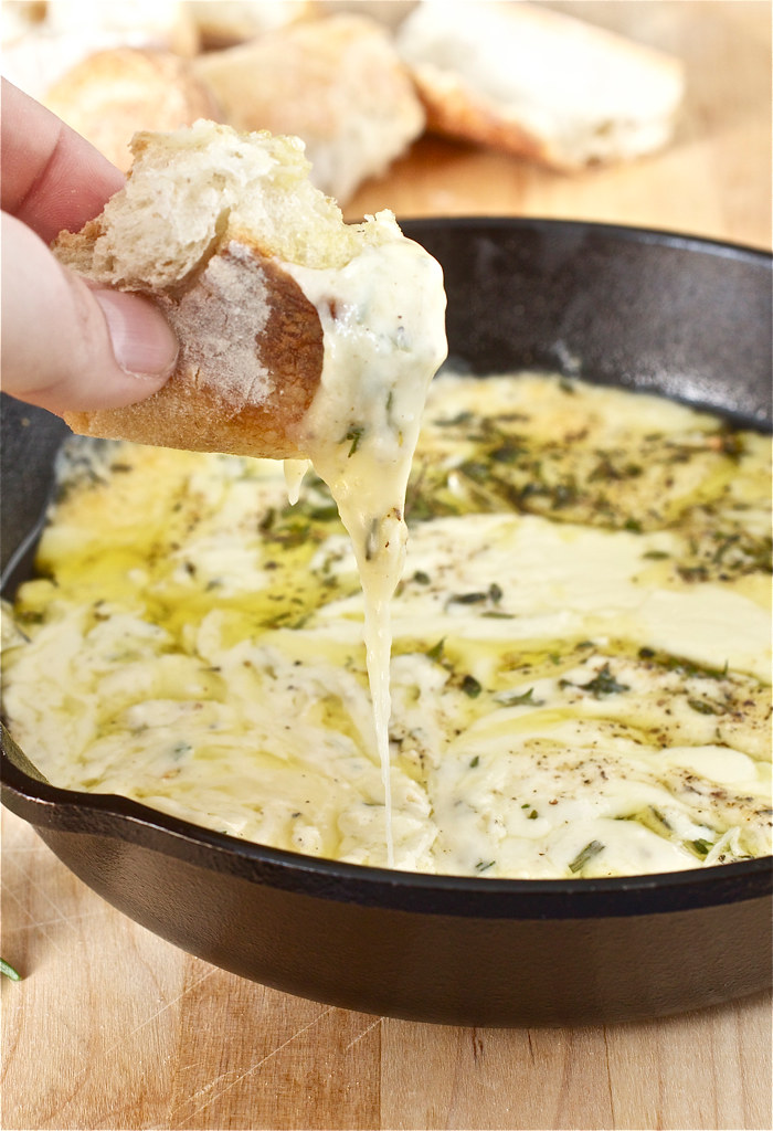 Baked Fontina Garlic Cheese Dip
