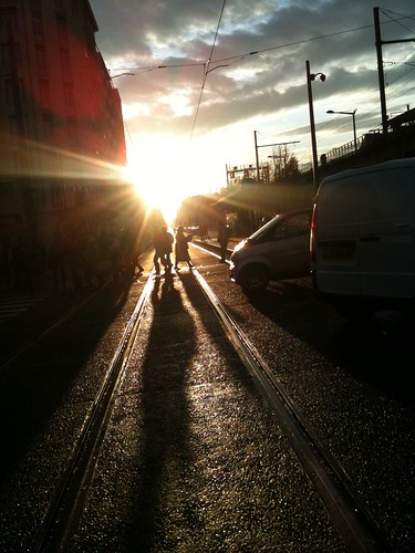 france sunrise lyon tram iphone