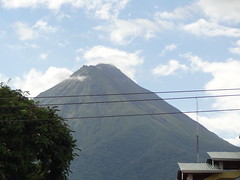 Volcan Arenal clears soon after arrival