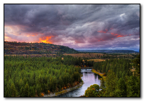 autumn trees sunset washington spokane spokaneriver