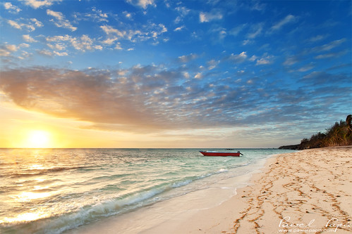 ocean blue light sky cloud sun seascape beach water fiji sunrise island boat sand wave foreground nanuya