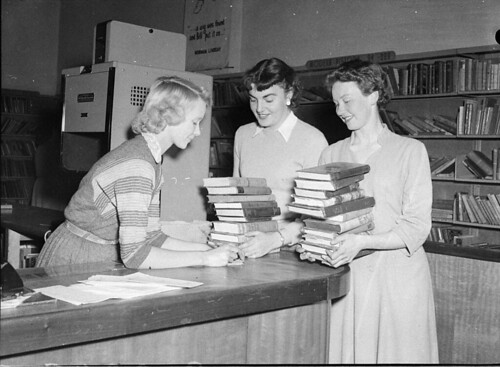 Civic library, Newcastle, 18/9/1957, Hood collection