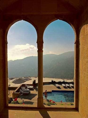 travel lebanon beiteddine window pool arch elamin