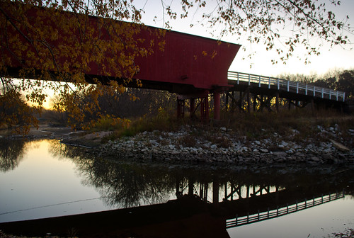bridge autumn fall water sunrise iowa covered bridgesofmadisoncounty middleriver josephlmurphy jmurphpix